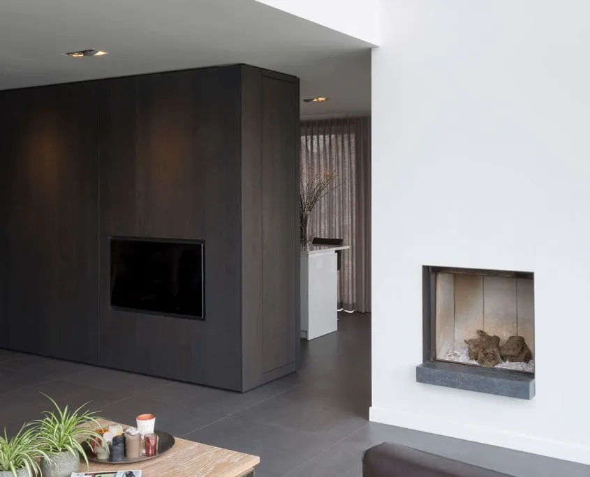 Maatwerk tvmeubel woonkamer villa elst