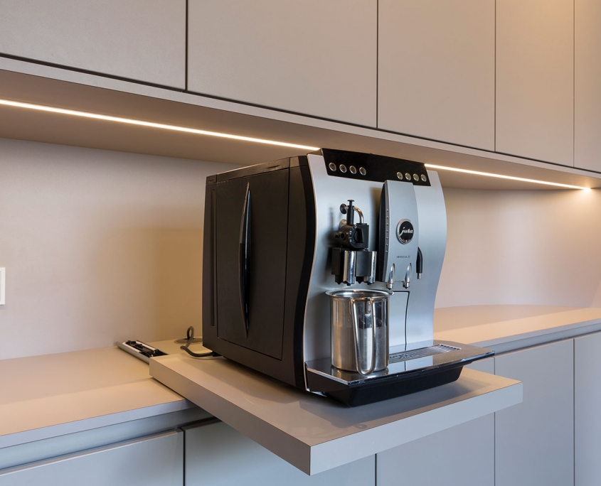 Uitschuifplateau koffiezetautomaat maatwerk keuken grijs nijmegen