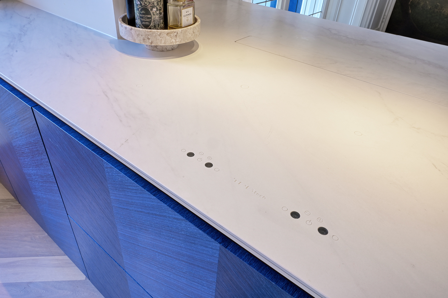 werkblad met onzichtbare inductiekookvelden