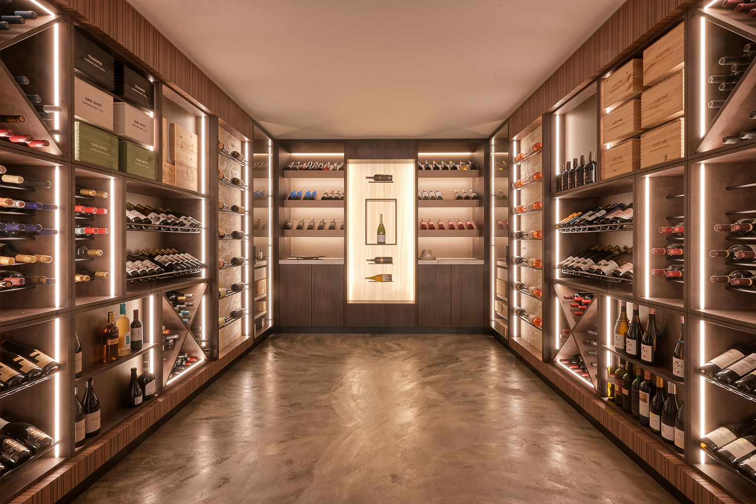 Luxe maatwerk wijnkelder Luxe maatwerk wijnkelder